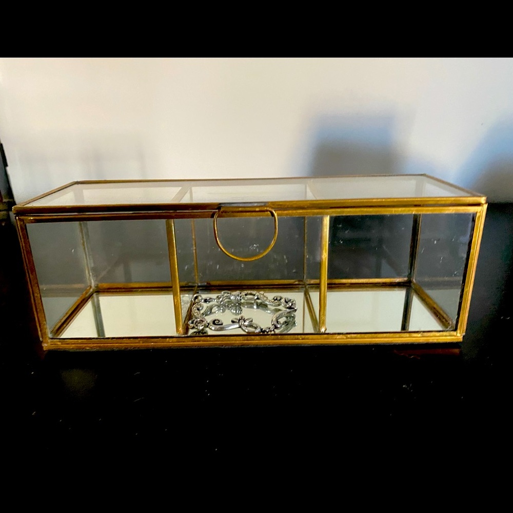 Anthropologie Jewelry box-NWT